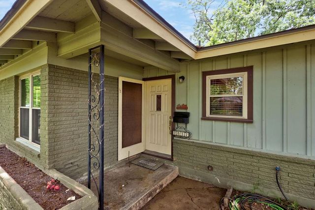 7512 Saint Louis ST, Austin, TX 78757
