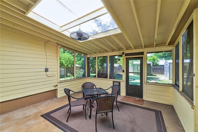 7512 Saint Louis ST, Austin, TX 78757