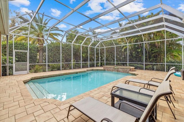 6916 RIVERSEDGE STREET CIRCLE, Bradenton, FL 34202