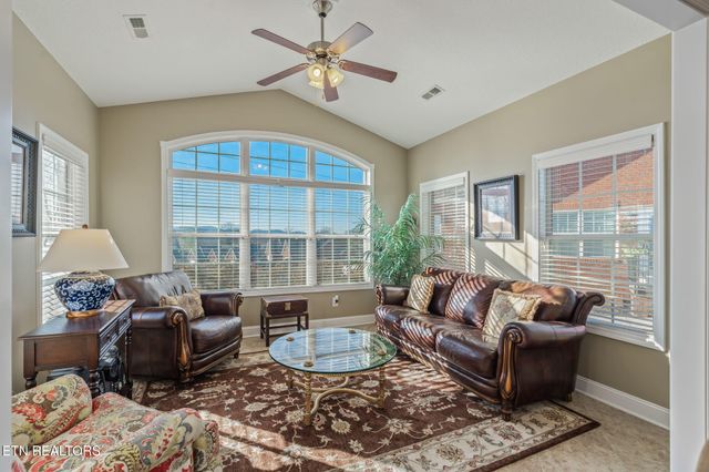 7415 Napa Valley Way, Knoxville, TN 37931