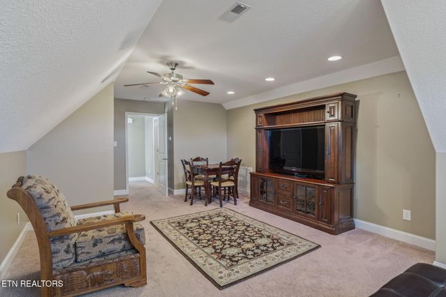 7415 Napa Valley Way, Knoxville, TN 37931