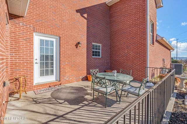 7415 Napa Valley Way, Knoxville, TN 37931