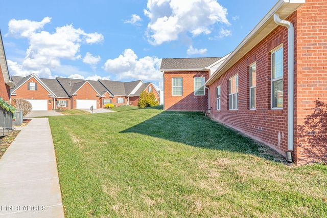 7415 Napa Valley Way, Knoxville, TN 37931