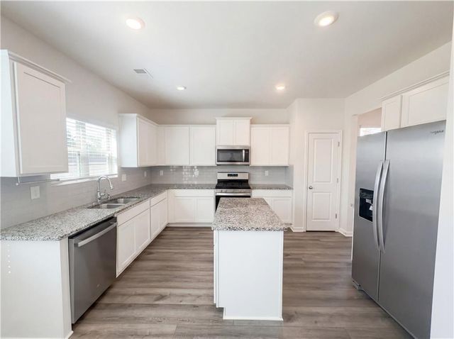 3513 Stonebranch Lane, Loganville, GA 30052