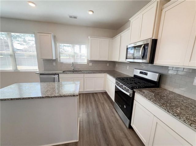 3513 Stonebranch Lane, Loganville, GA 30052