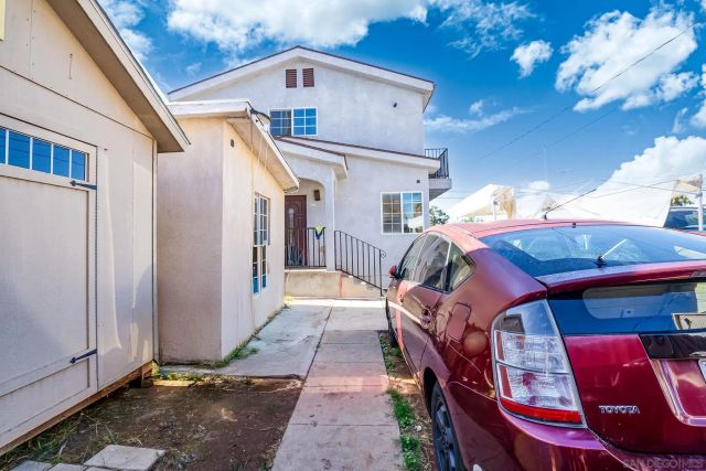 1859-61 Irving Ave, San Diego, CA 92113