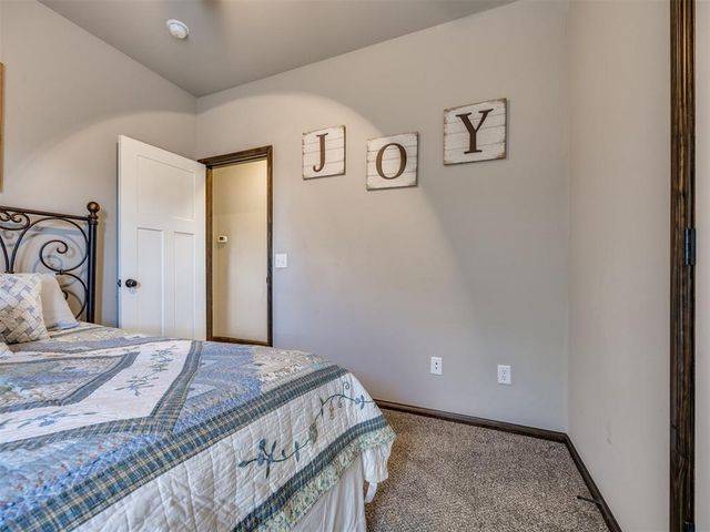 1736 W Trout Way, Mustang, OK 73064