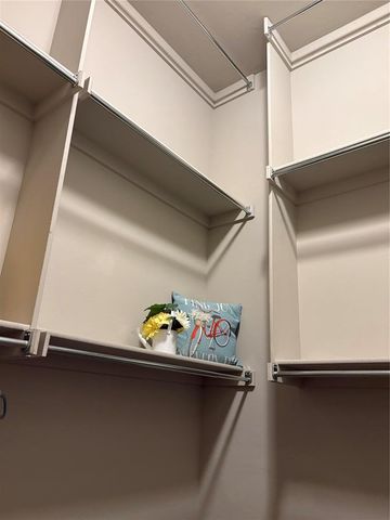 1736 W Trout Way, Mustang, OK 73064