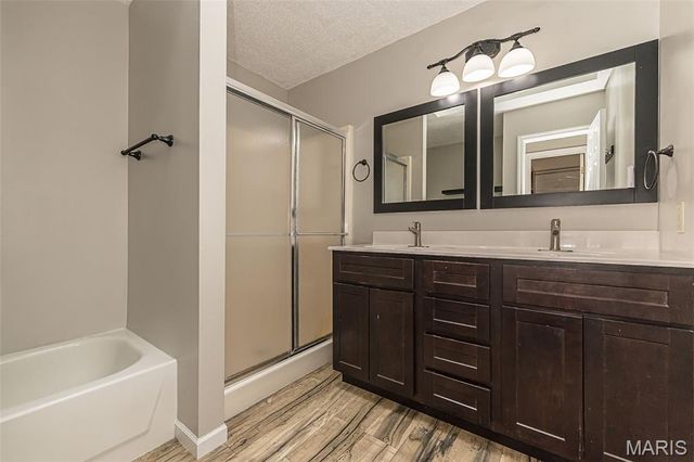 428 Chelsea Way Drive, St Charles, MO 63304