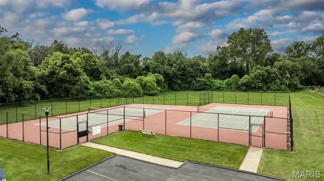 428 Chelsea Way Drive, St Charles, MO 63304
