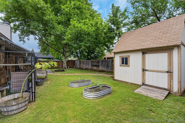 2927 S 124th East Avenue, Tulsa, OK 74129