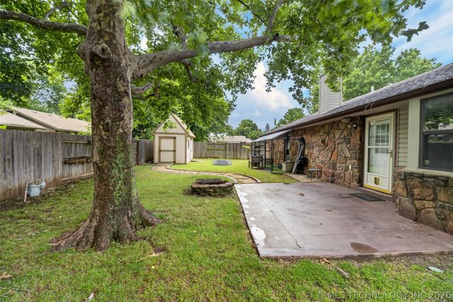 2927 S 124th East Avenue, Tulsa, OK 74129