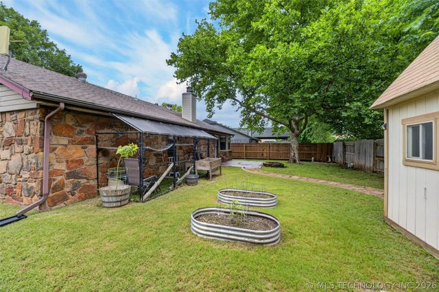 2927 S 124th East Avenue, Tulsa, OK 74129