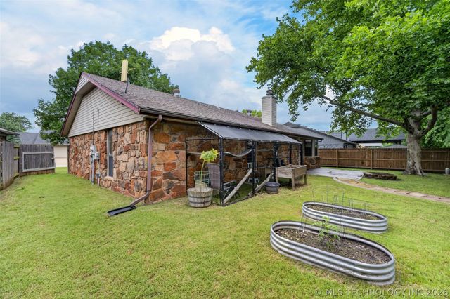 2927 S 124th East Avenue, Tulsa, OK 74129