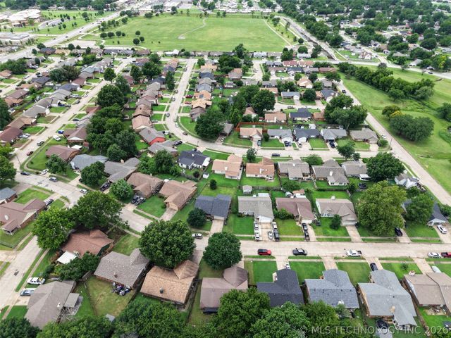 2927 S 124th East Avenue, Tulsa, OK 74129