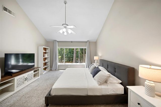 3 E Stony Bridge Circle, Spring, TX 77381