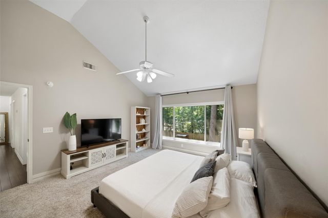 3 E Stony Bridge Circle, Spring, TX 77381