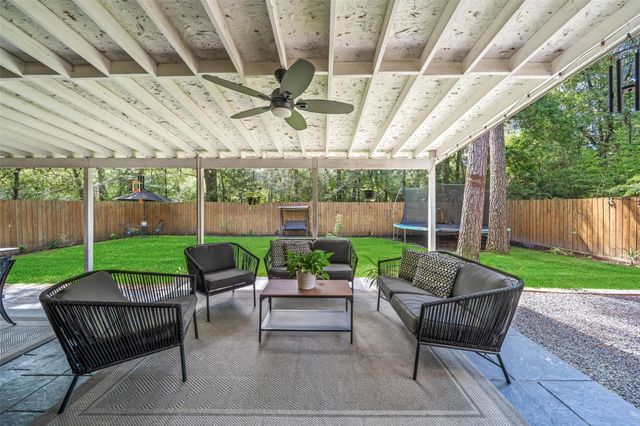 3 E Stony Bridge Circle, Spring, TX 77381