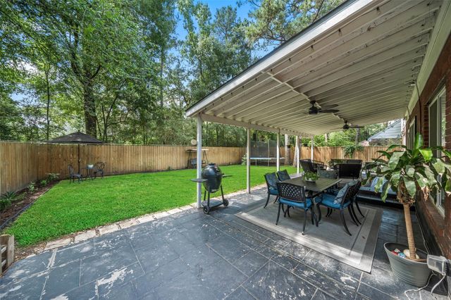 3 E Stony Bridge Circle, Spring, TX 77381