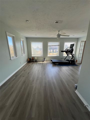 3018 Todville Road, Seabrook, TX 77586