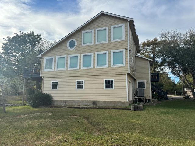3018 Todville Road, Seabrook, TX 77586