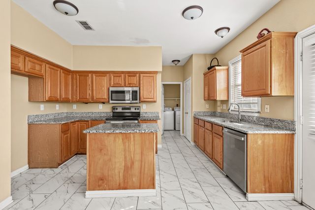 2909 Misty Valley Drive, Fort Worth, TX 76123