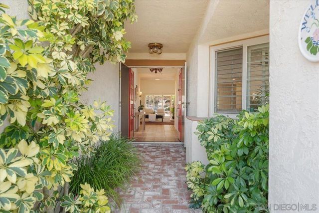 17685 CUMANA TERRACE, San Diego, CA 92128