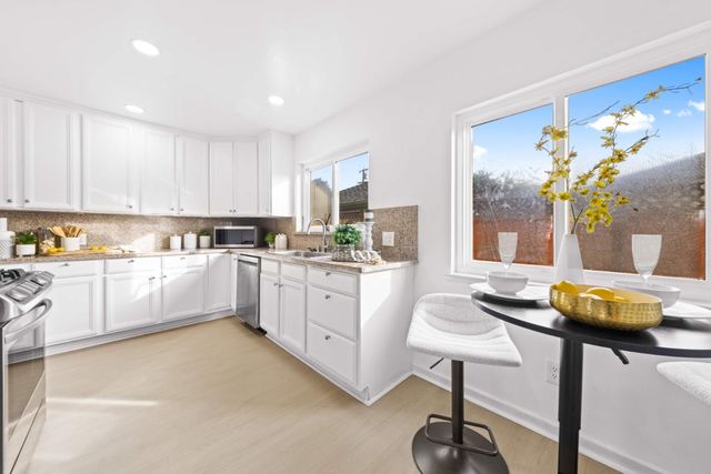 220 N Cypress Avenue, Santa Clara, CA 95050