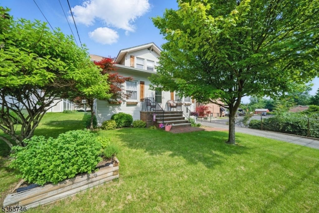 27 DENVILLE AVENUE, Denville Twp., NJ 07834