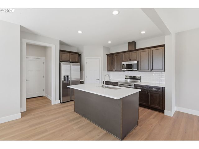 4023 Sw ROYAL Ave, Gresham, OR 97080