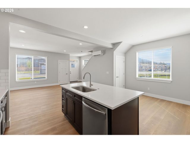 4023 Sw ROYAL Ave, Gresham, OR 97080