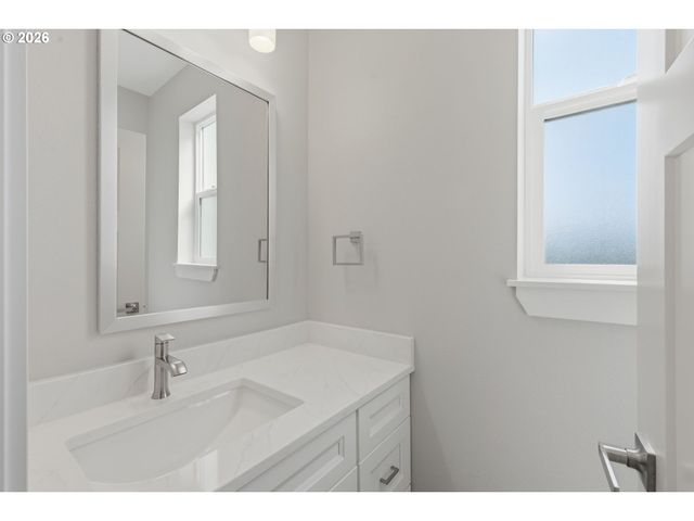 4023 Sw ROYAL Ave, Gresham, OR 97080