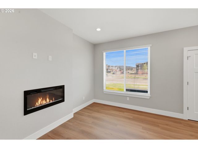 4023 Sw ROYAL Ave, Gresham, OR 97080