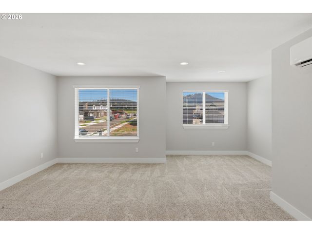 4023 Sw ROYAL Ave, Gresham, OR 97080