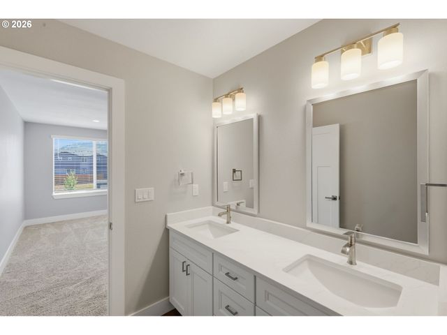 4023 Sw ROYAL Ave, Gresham, OR 97080