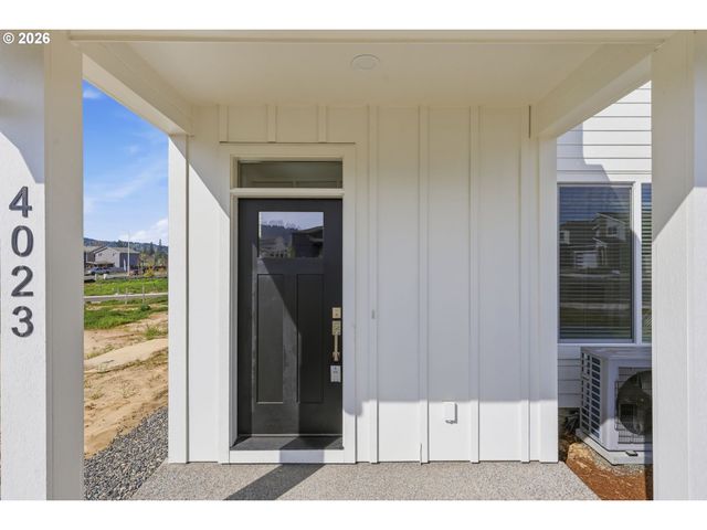 4023 Sw ROYAL Ave, Gresham, OR 97080