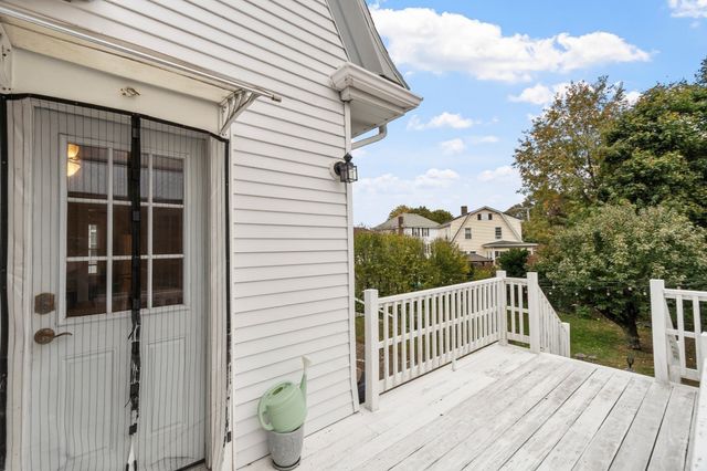 15 Bruce Rd, Waltham, MA 02453