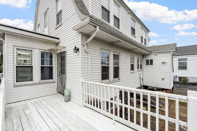 15 Bruce Rd, Waltham, MA 02453