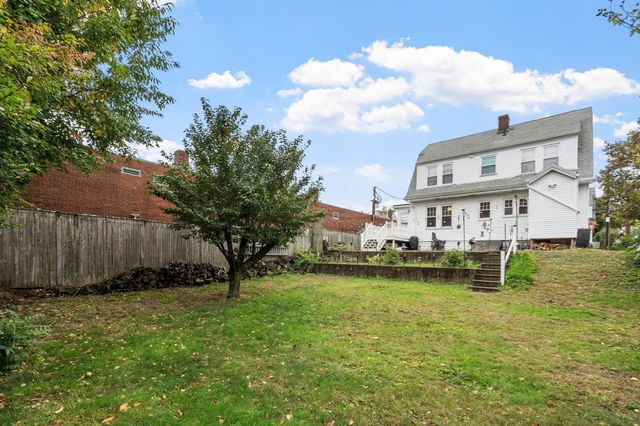 15 Bruce Rd, Waltham, MA 02453