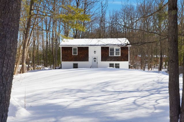 10 Woodlawn Avenue, Northfield, NH 03276