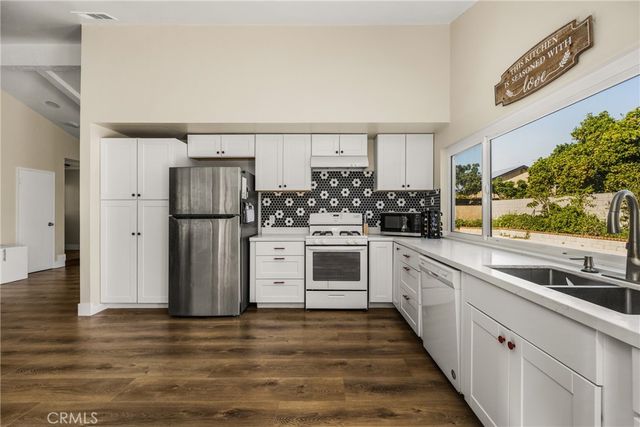 605 W Curie, Santa Ana, CA 92707