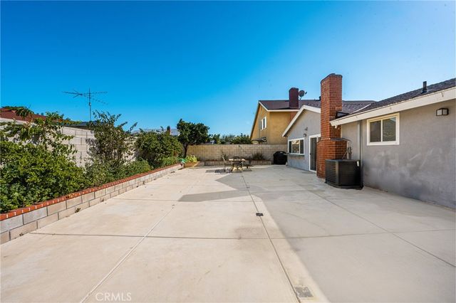 605 W Curie, Santa Ana, CA 92707