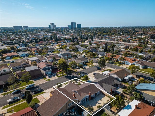 605 W Curie, Santa Ana, CA 92707