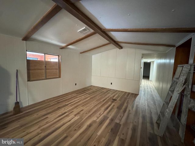 2137 NEWMAN RD, Fayetteville, PA 17222