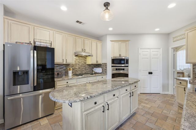 1305 Rosewood Trail, Flower Mound, TX 75028