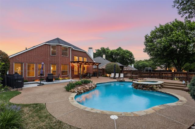 1305 Rosewood Trail, Flower Mound, TX 75028