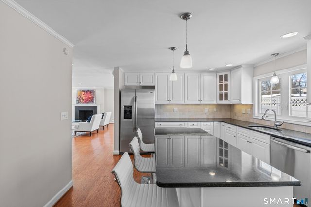 21 Karen Road, West Hartford, CT 06117