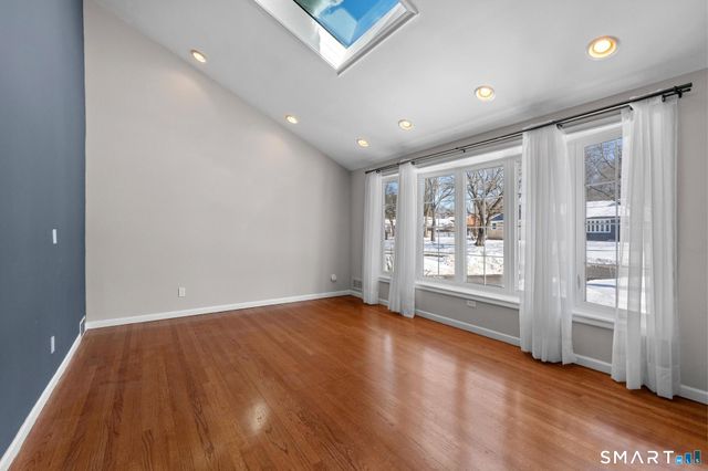 21 Karen Road, West Hartford, CT 06117