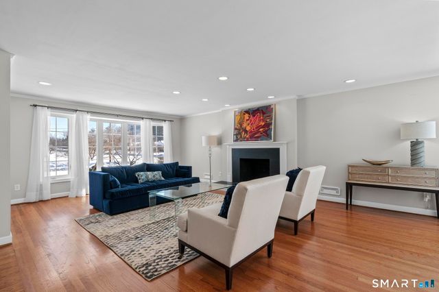 21 Karen Road, West Hartford, CT 06117