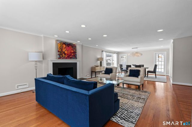 21 Karen Road, West Hartford, CT 06117